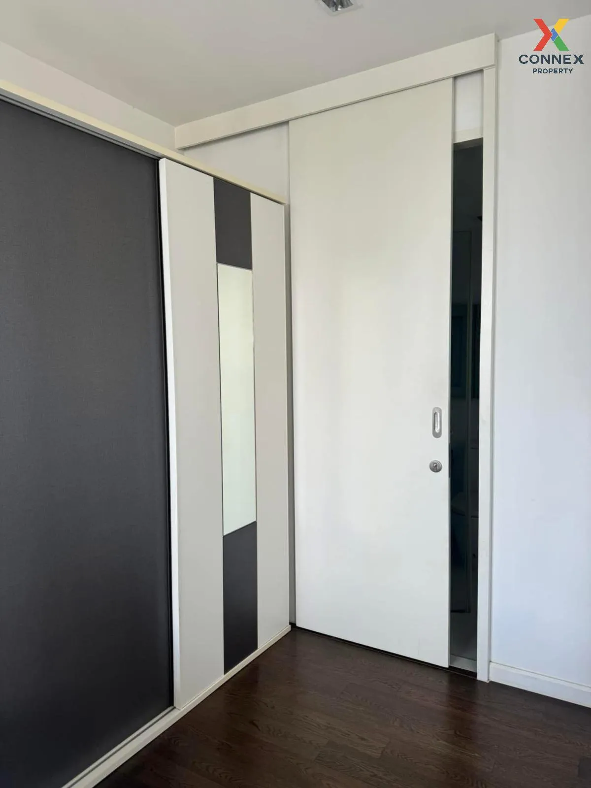 For Sale Condo , Nara 9 , nice view , high floor , BTS-Chong Nons