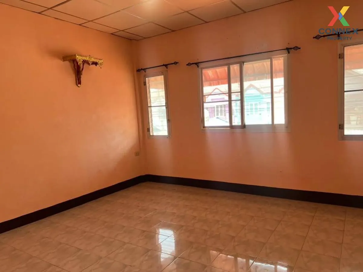 For Sale Townhouse/Townhome  , Rungruang House 1 , Lat Sawai , La