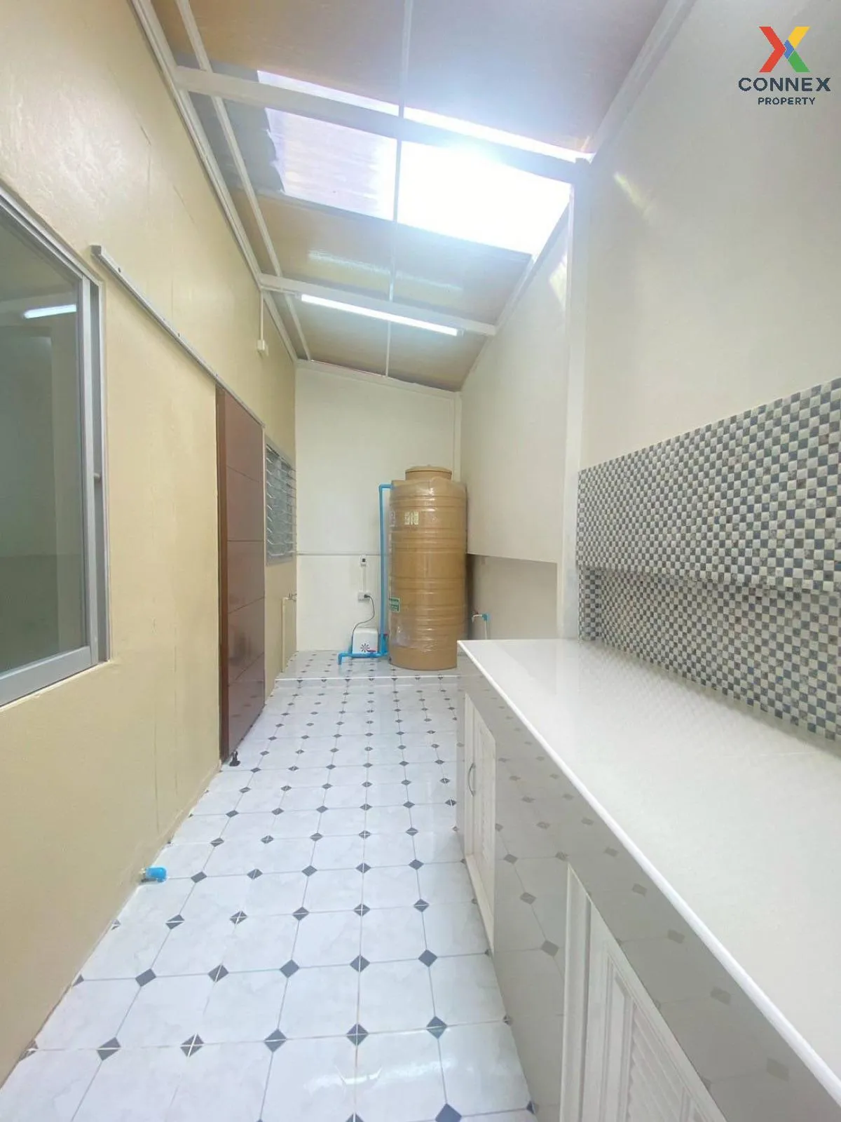 For Sale Townhouse/Townhome  , Phanason Villa Praeksa , newly ren