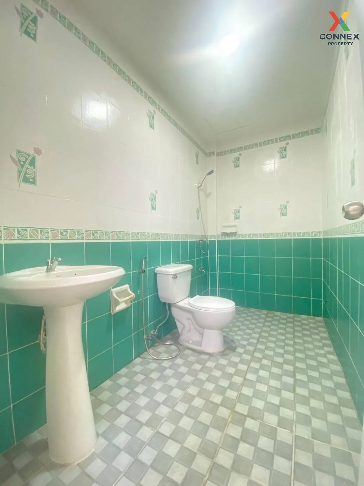 For Sale Townhouse/Townhome  , Phanason Villa Praeksa , newly ren