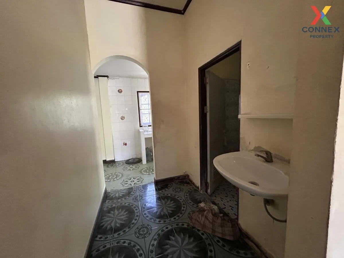 For Sale Single house, Ratbamrung 15, Pranburi, Prachuap Khiri Kh For Sale Single house, Ratbamrung 15, Pranburi, Prachuap Khiri Kh