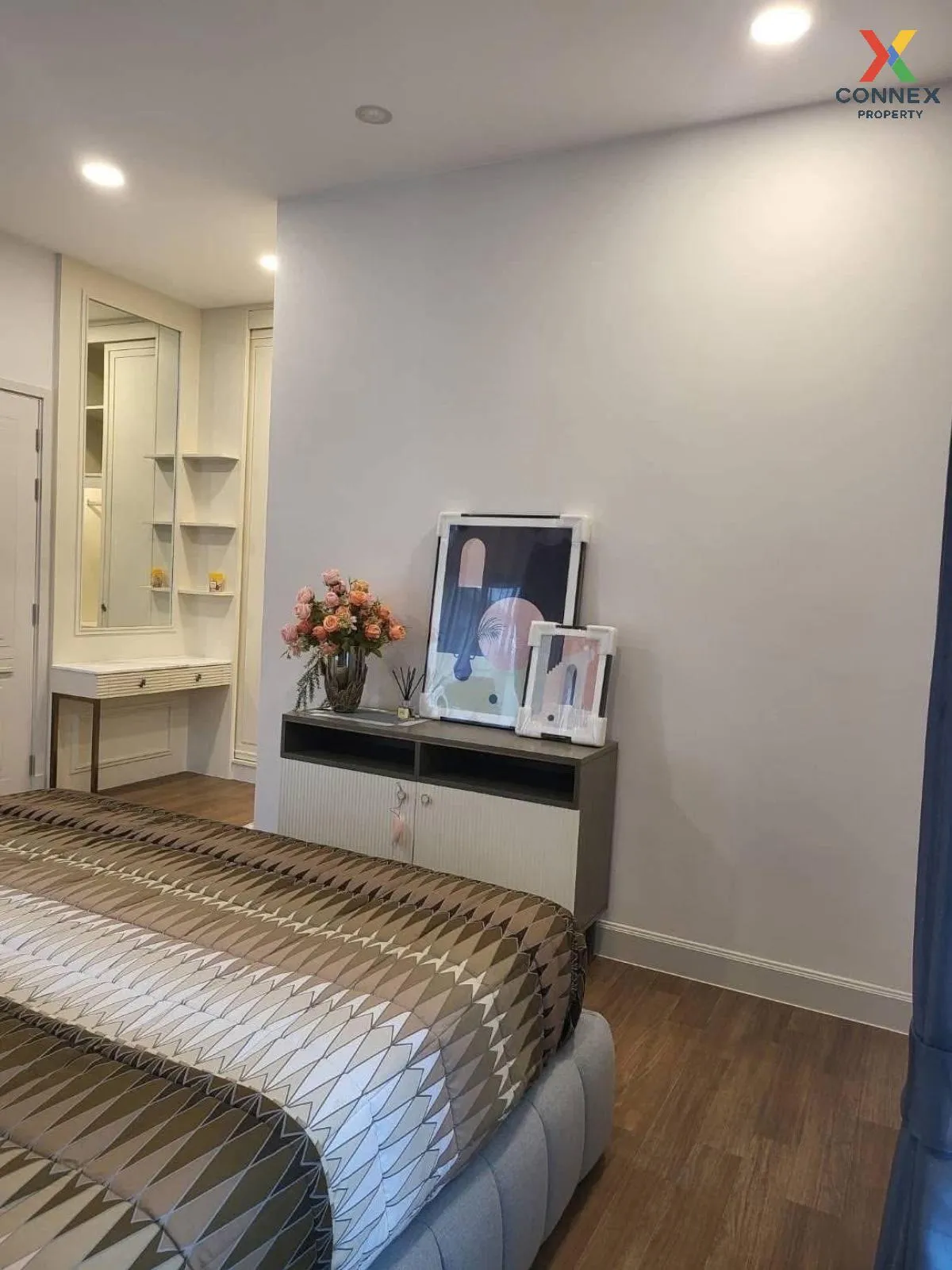 For Rent House , Nantawan Rama 9-New Krungthepkreetha , Saphan Su