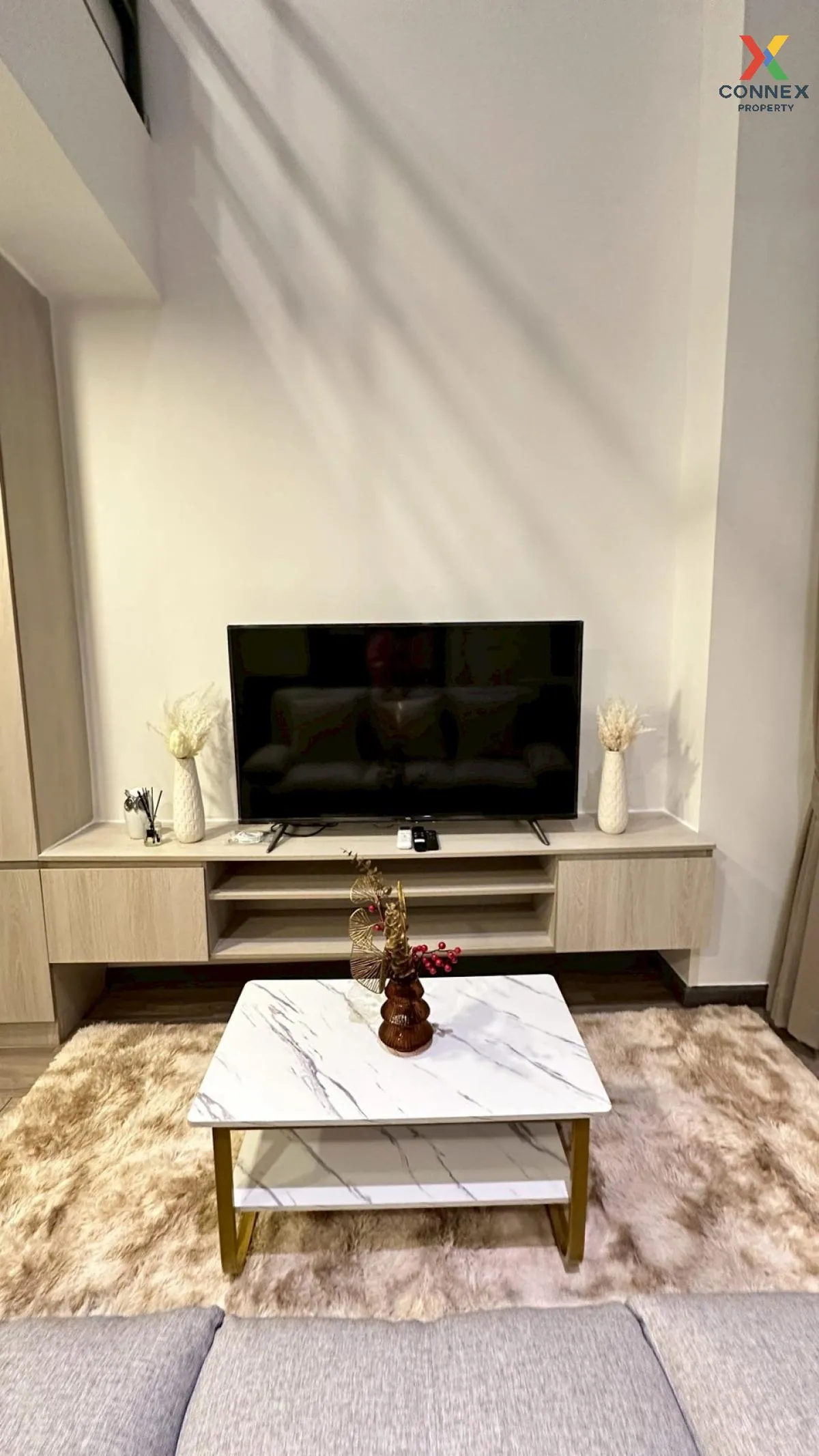 เช่าคอนโด  เดอะ คอลเล็ค รัชดา 32 ห้องมุม  แขวงจันทรเกษม เขต จตุจั