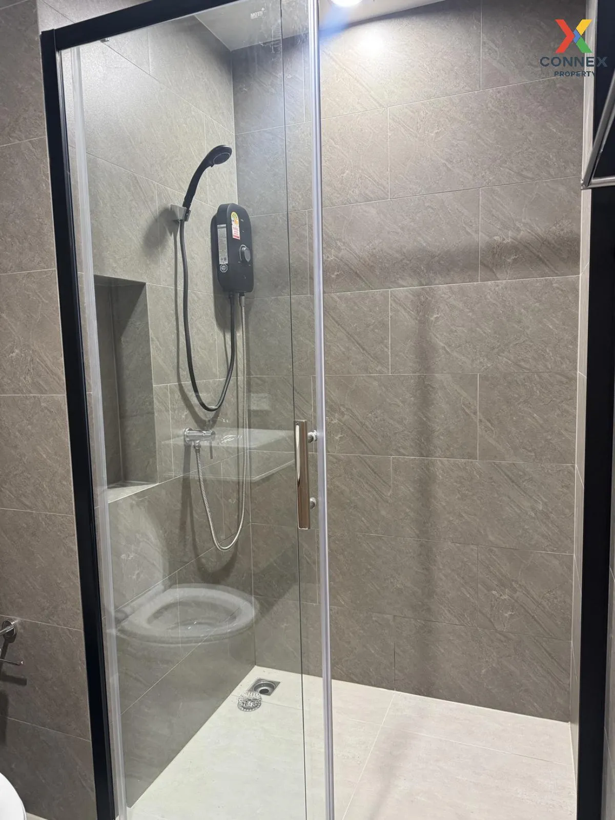 เช่าคอนโด  เดอะ ลิฟวิ่น รามคำแหง MRT-ลำสาลี (สายสีเหลือง) หัวหมาก