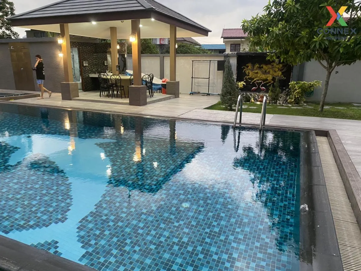 For Sale 2 - storey single house with 1 rai Thung Song Hong , Lak