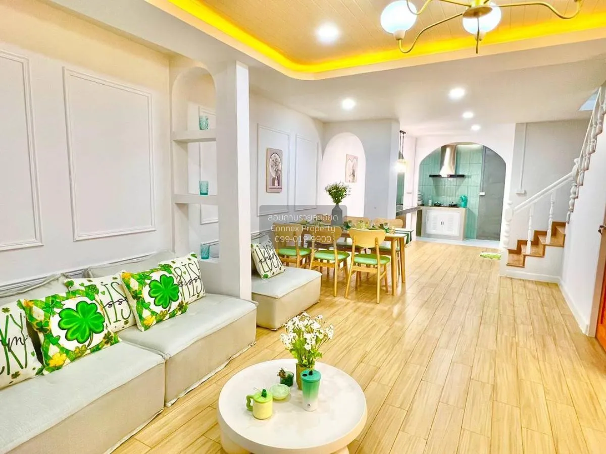 ขายทาวน์เฮ้าส์/ทาวน์โฮม  บ้านเกศรี 2 ห้องมุม รีโนเวทใหม่ MRT-บางช 3