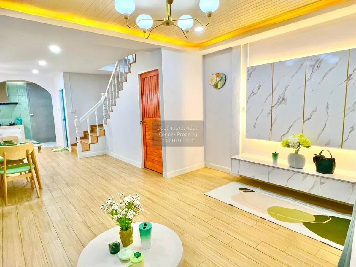 ขายทาวน์เฮ้าส์/ทาวน์โฮม  บ้านเกศรี 2 ห้องมุม รีโนเวทใหม่ MRT-บางช 4