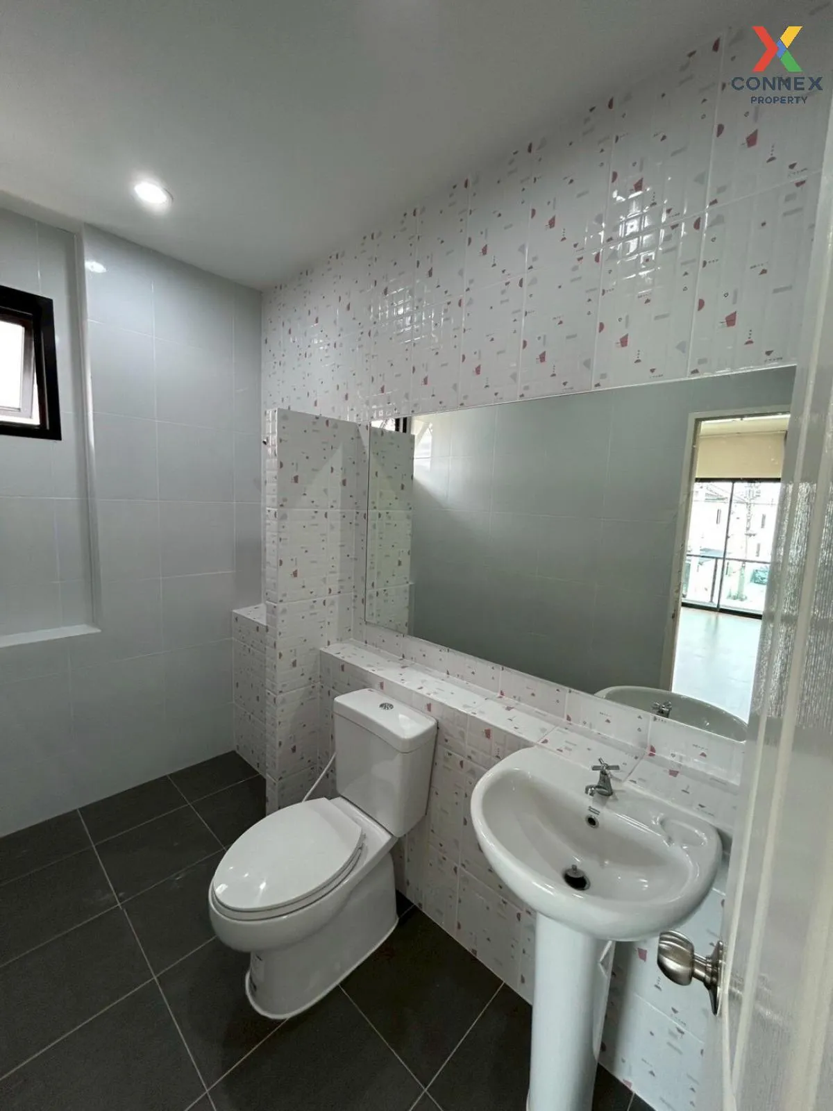 For Rent House , CPN Ninn Wongwaen - Lam Luk Ka Klong 6 , Bueng K