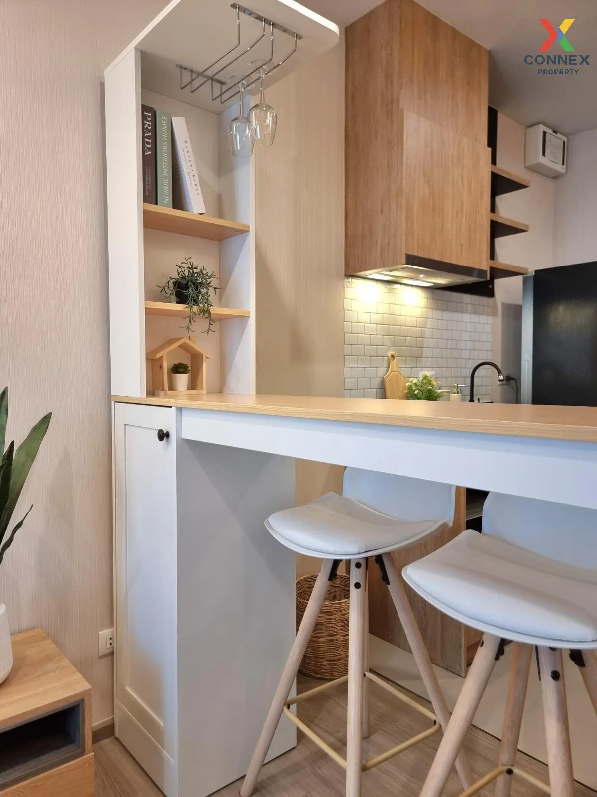 เช่าคอนโด  เดอะ เบส เพชรบุรี - ทองหล่อ MRT-เพชรบุรี บางกะปิ เขต ห