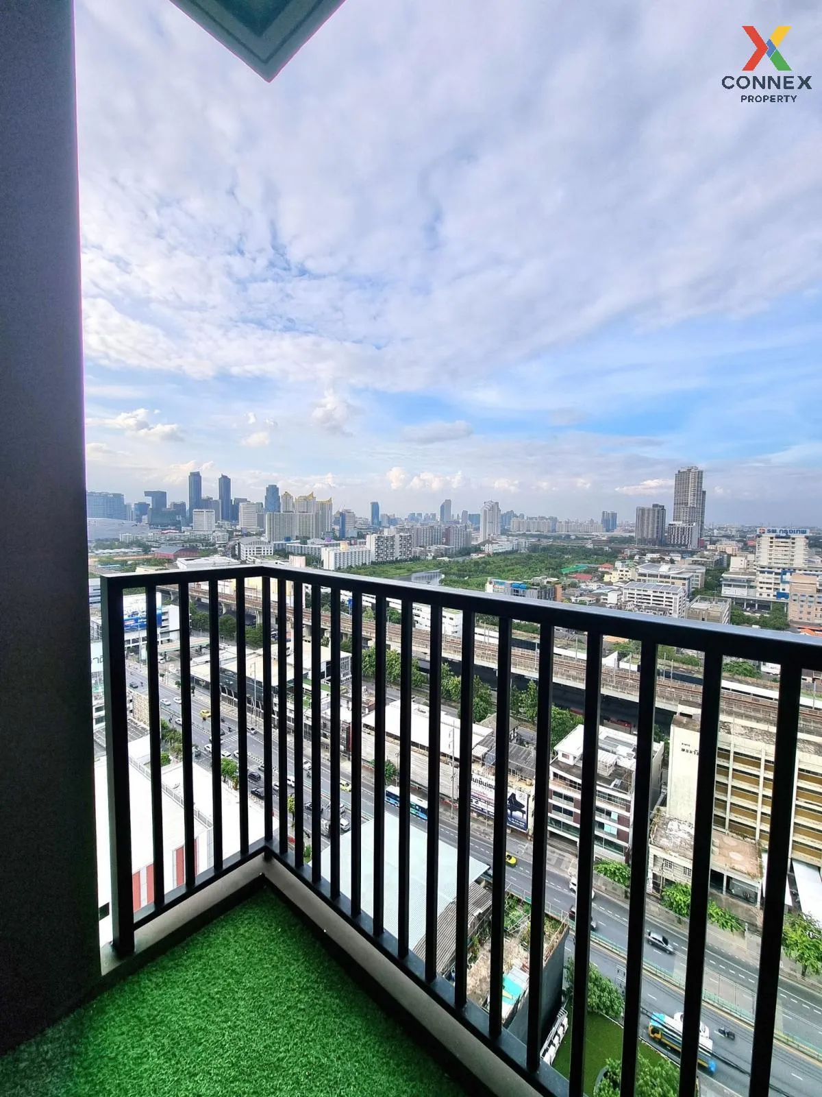 เช่าคอนโด  เดอะ เบส เพชรบุรี - ทองหล่อ MRT-เพชรบุรี บางกะปิ เขต ห