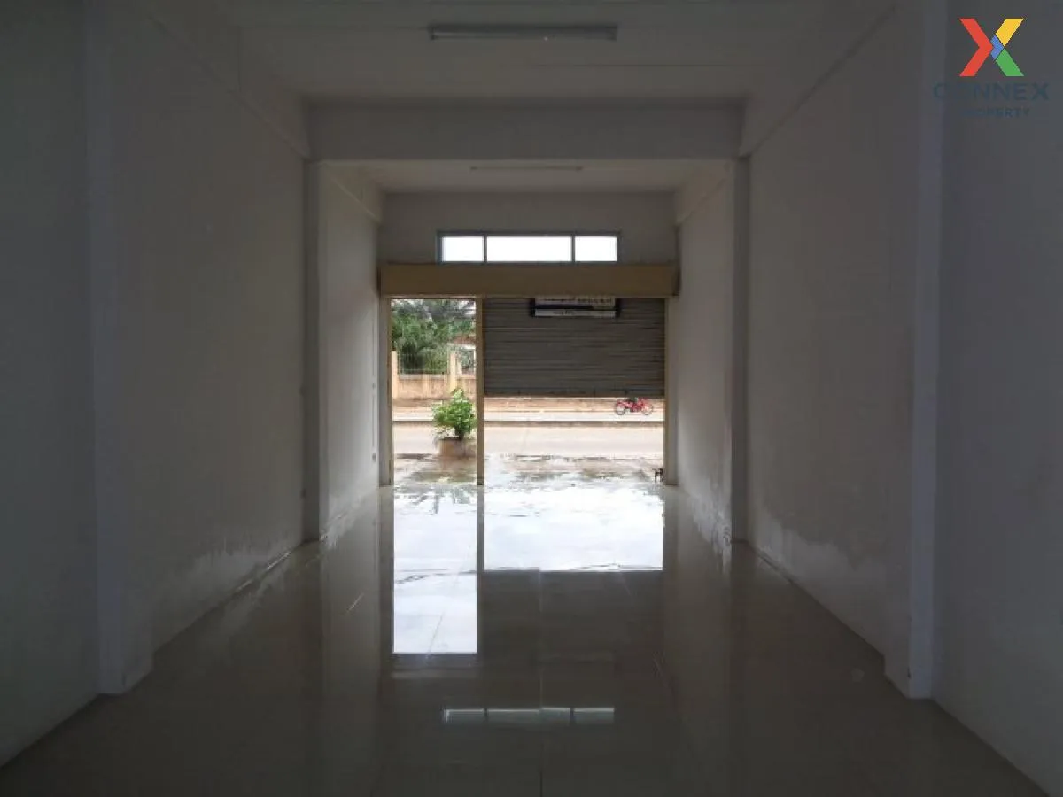 ขายอาคารพาณิชย์ 3 ชั้น 195 ตารางเมตร เมืองสุราษฎร์ธานี สุราษฎร์ธา ขายอาคารพาณิชย์ 3 ชั้น 195 ตารางเมตร เมืองสุราษฎร์ธานี สุราษฎร์ธา 1