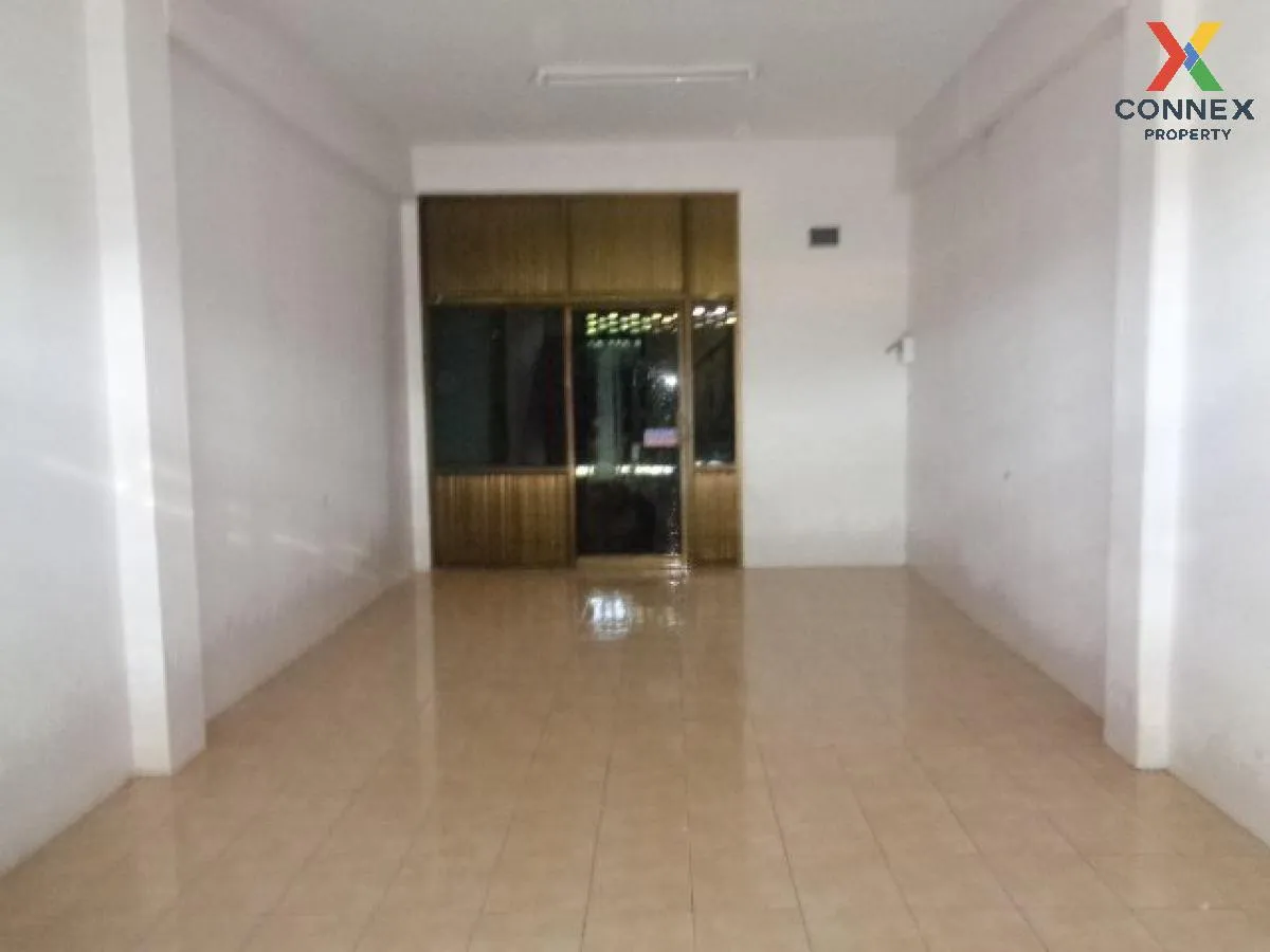 ขายอาคารพาณิชย์ 3 ชั้น 162.50 ตารางเมตร เกาะสมุย สุราษฎร์ธานี มะเ ขายอาคารพาณิชย์ 3 ชั้น 162.50 ตารางเมตร เกาะสมุย สุราษฎร์ธานี มะเ 4