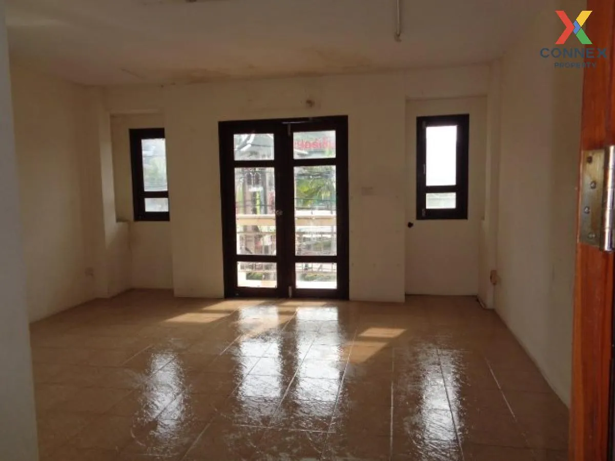 ขายอาคารพาณิชย์ 3 ชั้น 194 ตารางเมตร เกาะสมุย สุราษฎร์ธานี บ่อผุด ขายอาคารพาณิชย์ 3 ชั้น 194 ตารางเมตร เกาะสมุย สุราษฎร์ธานี บ่อผุด 2