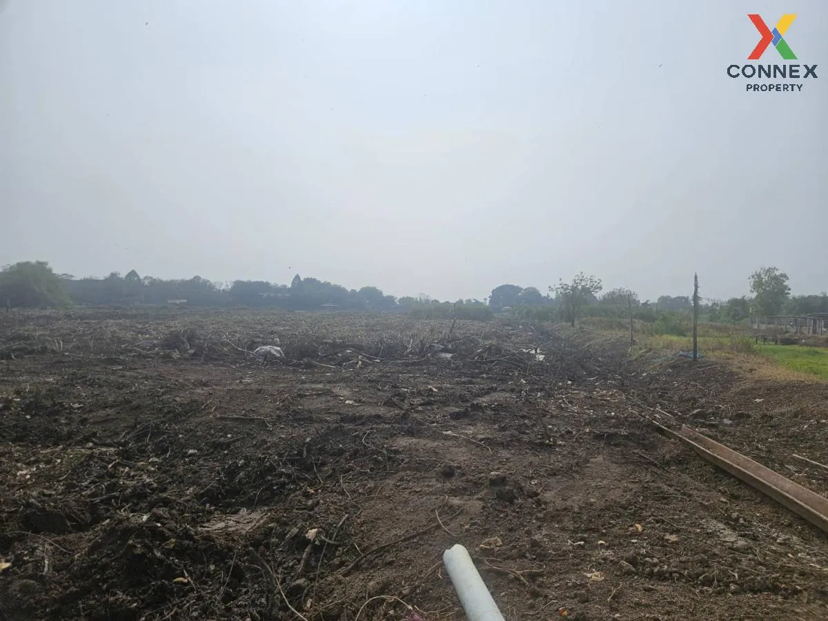 For Sale land 28 rai Nakhon Pathom , Don Faek , Nakhon Chai Si , 