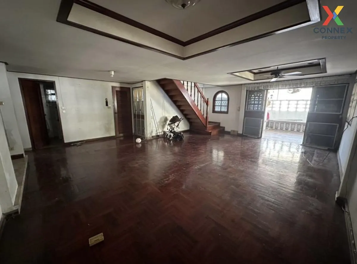 For Rent House ,Sukhumvit 101/1  , Bang Chak , Phra Khanong , Ban