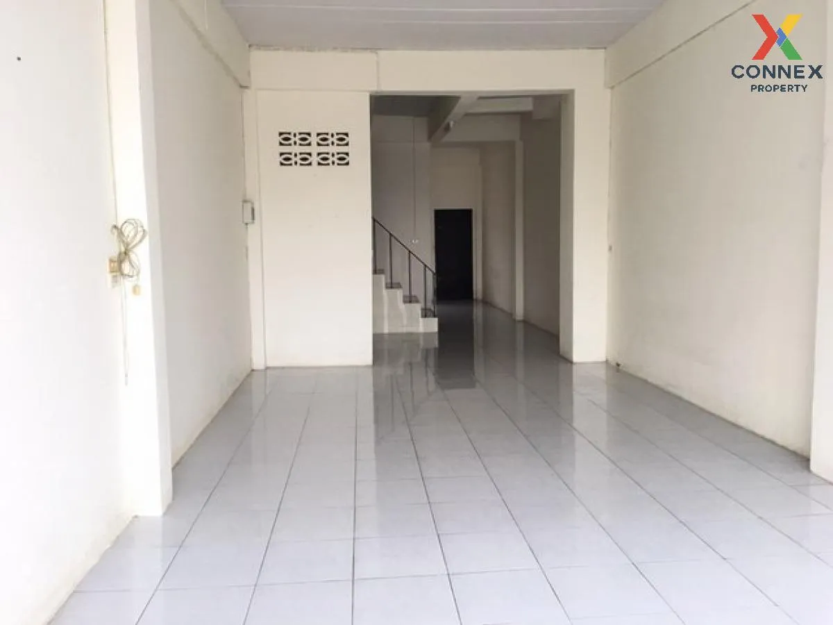 ขายอาคารพาณิชย์  บ้านมงคลประสิทธิ์ ท่าโรงช้าง พุนพิน สุราษฎร์ธานี ขายอาคารพาณิชย์  บ้านมงคลประสิทธิ์ ท่าโรงช้าง พุนพิน สุราษฎร์ธานี 2