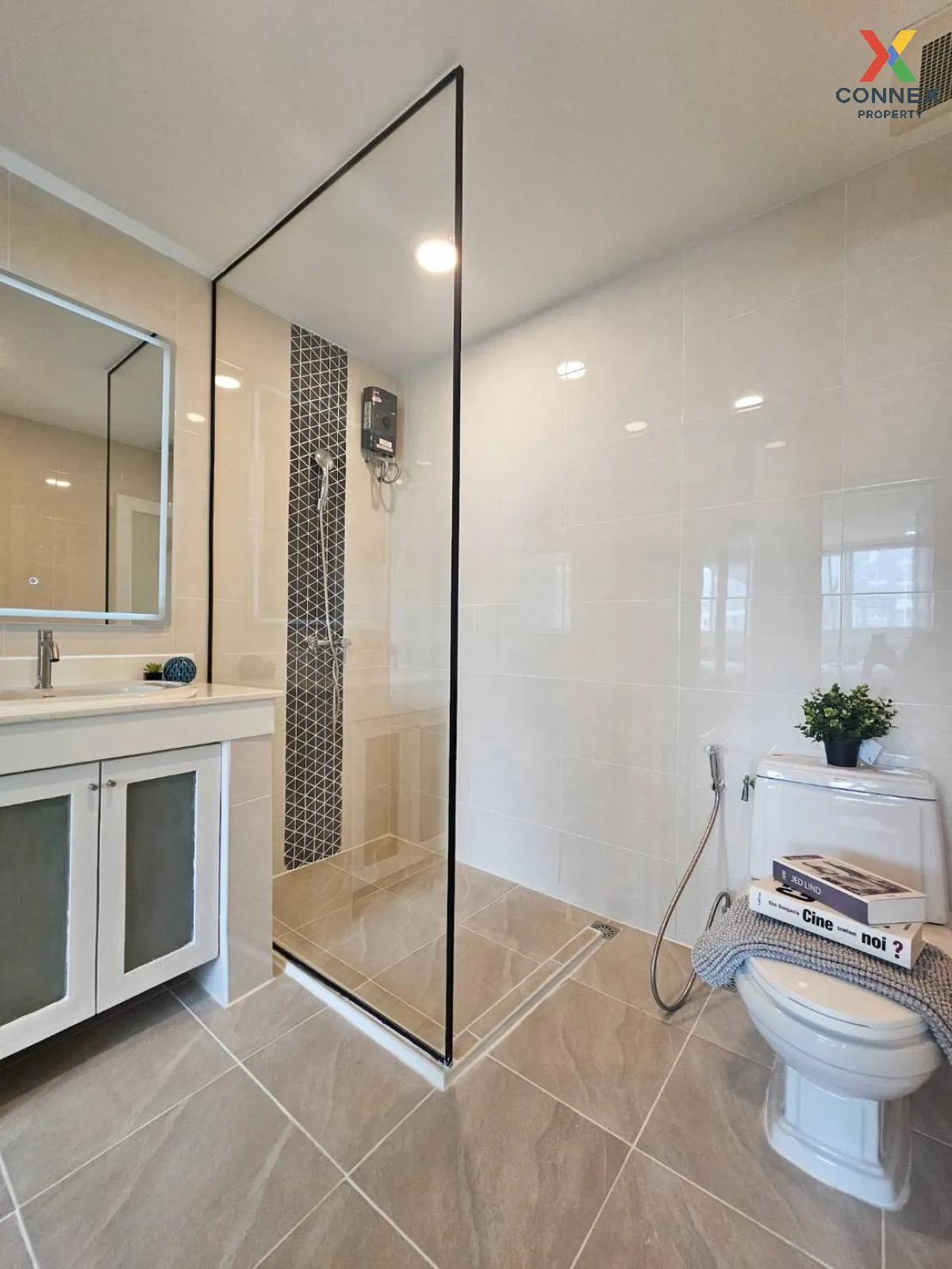 For Sale Condo , Elite Residence Rama 9 - Srinakarin , newly reno For Sale Condo , Elite Residence Rama 9 - Srinakarin , newly reno