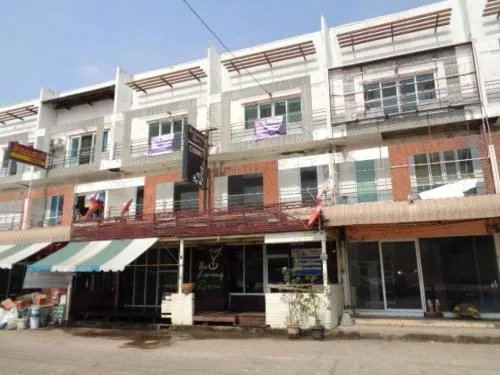 ขายอาคารพาณิชย์  ศูนย์หอพักตักศิลา เกิ้ง เมืองมหาสารคาม มหาสารคาม CX-120966