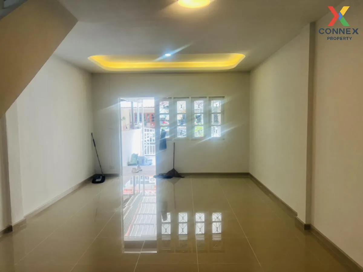 For Sale Townhouse/Townhome  , Chokchai Panchathap , MRT-Min Buri 3