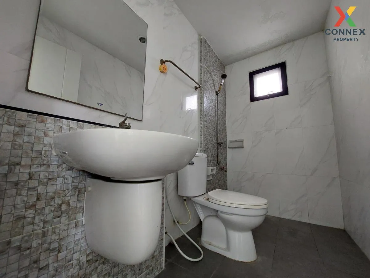 ขายทาวน์เฮ้าส์/ทาวน์โฮม  นิรันดา ชลบุรี หน้ากว้าง ดอนหัวฬอ เมืองช