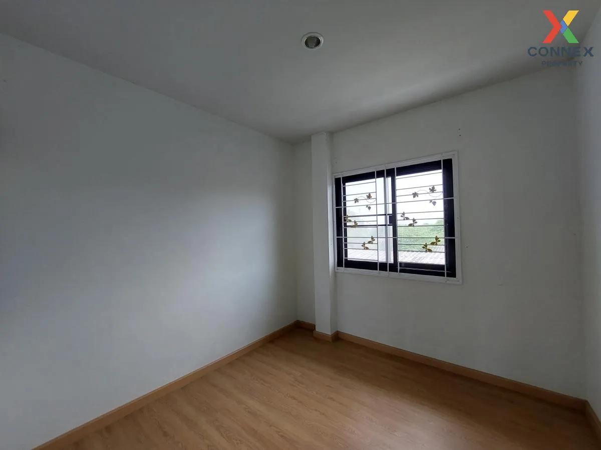 ขายทาวน์เฮ้าส์/ทาวน์โฮม  นิรันดา ชลบุรี หน้ากว้าง ดอนหัวฬอ เมืองช