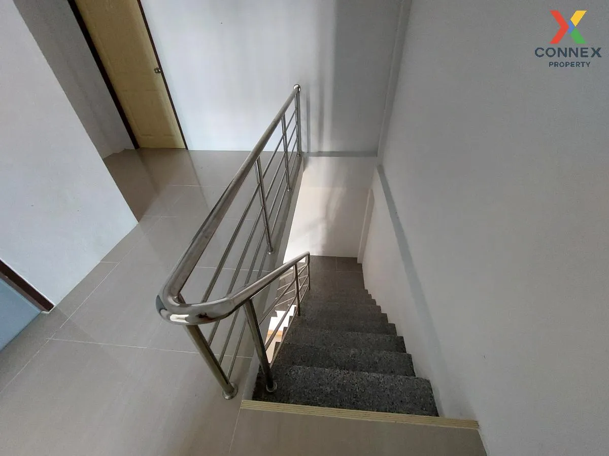 For Sale Townhouse/Townhome  , Sukjai Villa 9 , Don Hua Lo , Muea