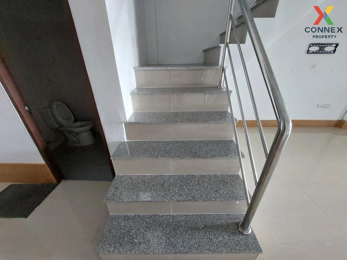 For Sale Townhouse/Townhome  , Sukjai Villa 9 , Don Hua Lo , Muea