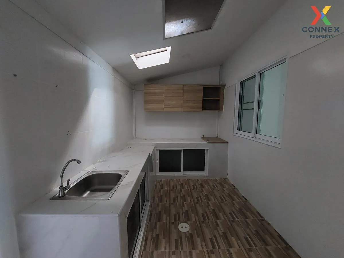 For Sale Townhouse/Townhome  , Sukjai Villa 9 , Don Hua Lo , Muea