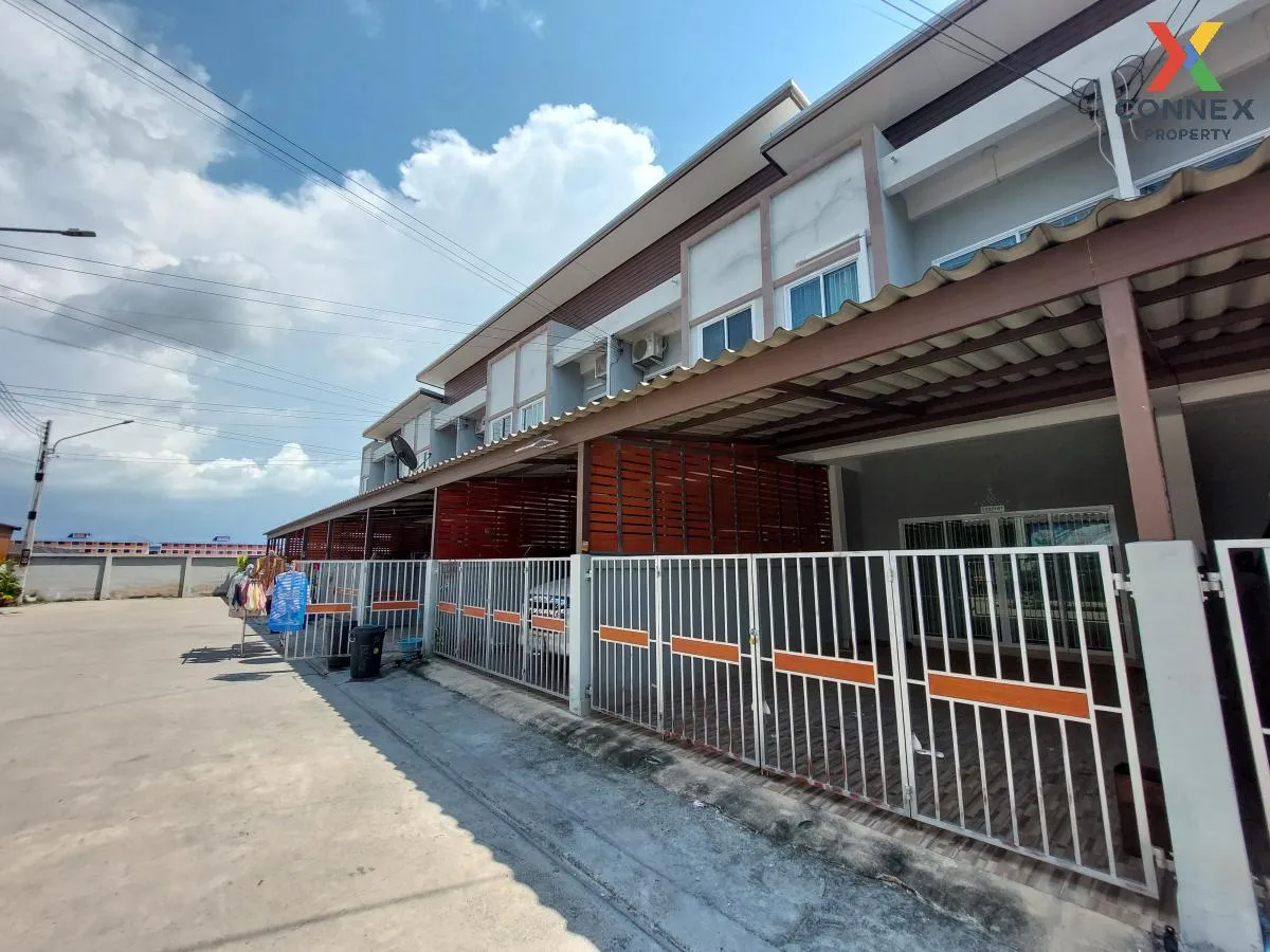 For Sale Townhouse/Townhome  , Sukjai Villa 9 , Don Hua Lo , Muea