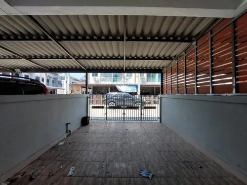 ขายทาวน์เฮ้าส์/ทาวน์โฮม  หมู่บ้าน สุขใจวิลล่า 9 ดอนหัวฬอ เมืองชลบุรี ชลบุรี CX-121001 ขายทาวน์เฮ้าส์/ทาวน์โฮม  หมู่บ้าน สุขใจวิลล่า 9 ดอนหัวฬอ เมืองชลบุรี ชลบุรี CX-121001