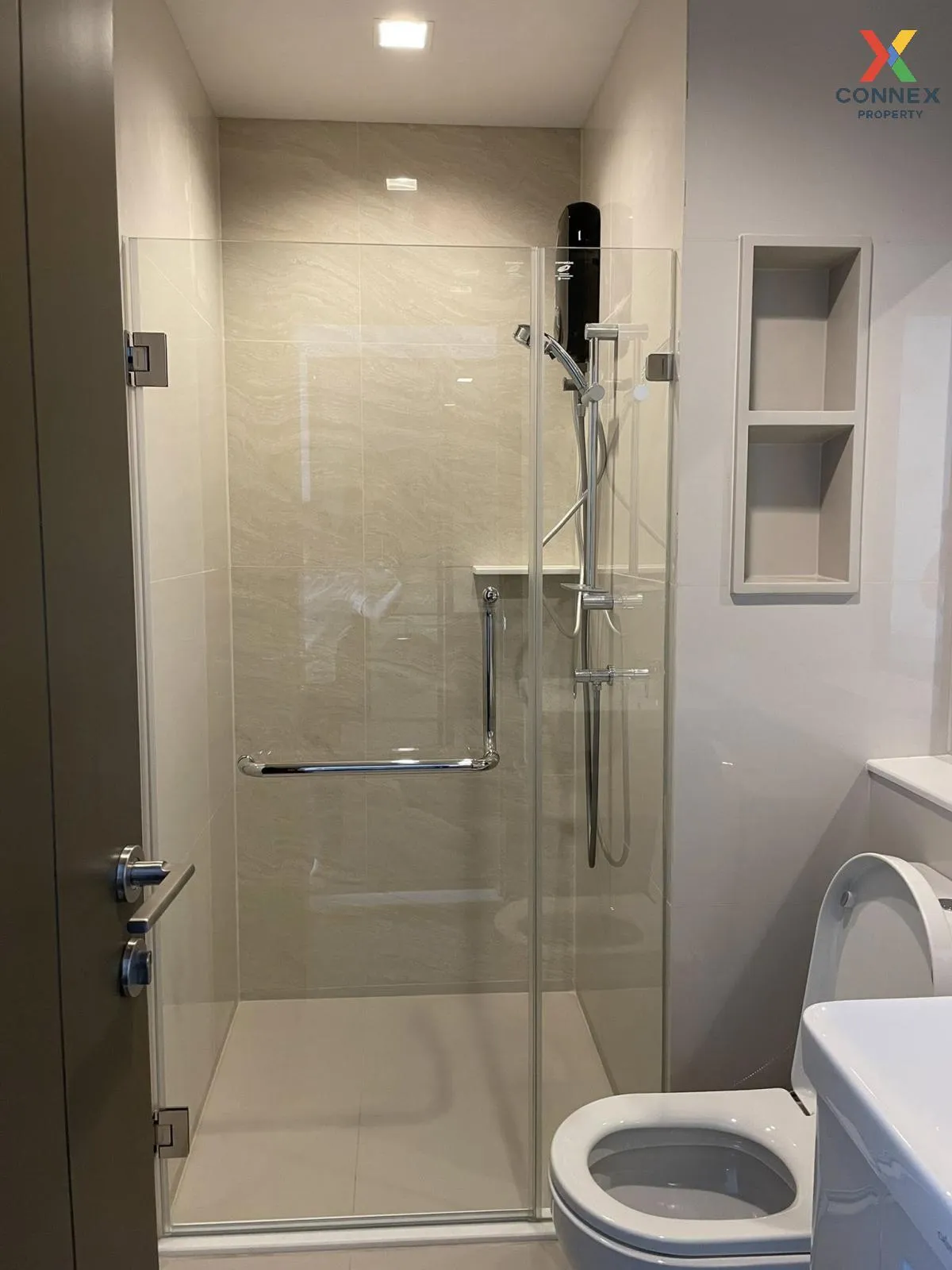 เช่าคอนโด  ไลฟ์ ลาดพร้าว แวลลีย์ BTS-ห้าแยกลาดพร้าว จอมพล  เขต จต