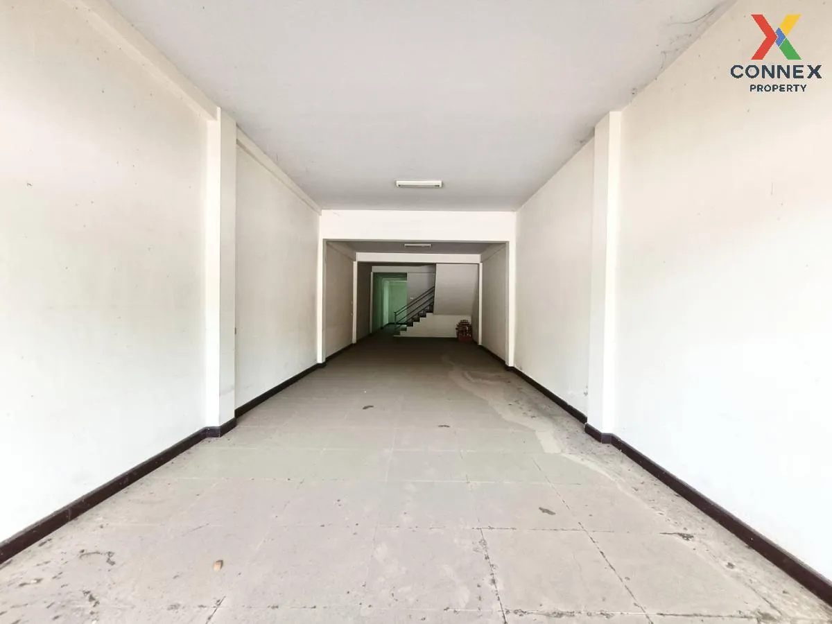 For Sale Commercial Building , Yoo Leaw Ruan , Wang Phong , Pran 