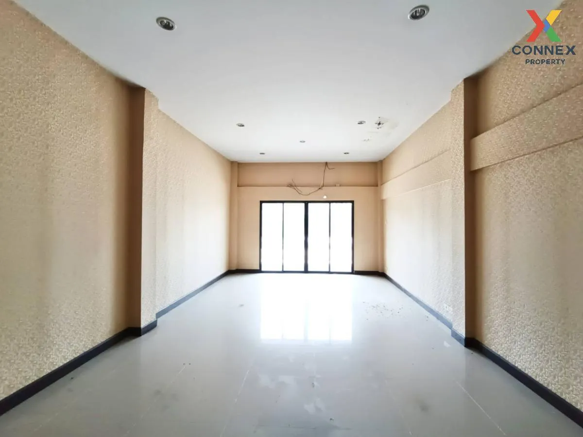 For Sale Commercial Building , Yoo Leaw Ruan , Wang Phong , Pran 