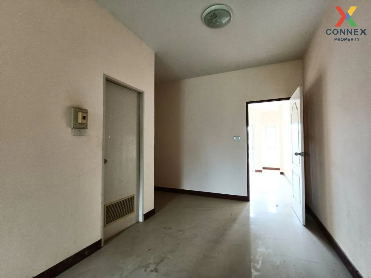 ขายอาคารพาณิชย์ 3 ชั้น 20 ตารางวา ท่ายาง เพชรบุรี ท่าคอย ท่ายาง เ ขายอาคารพาณิชย์ 3 ชั้น 20 ตารางวา ท่ายาง เพชรบุรี ท่าคอย ท่ายาง เ