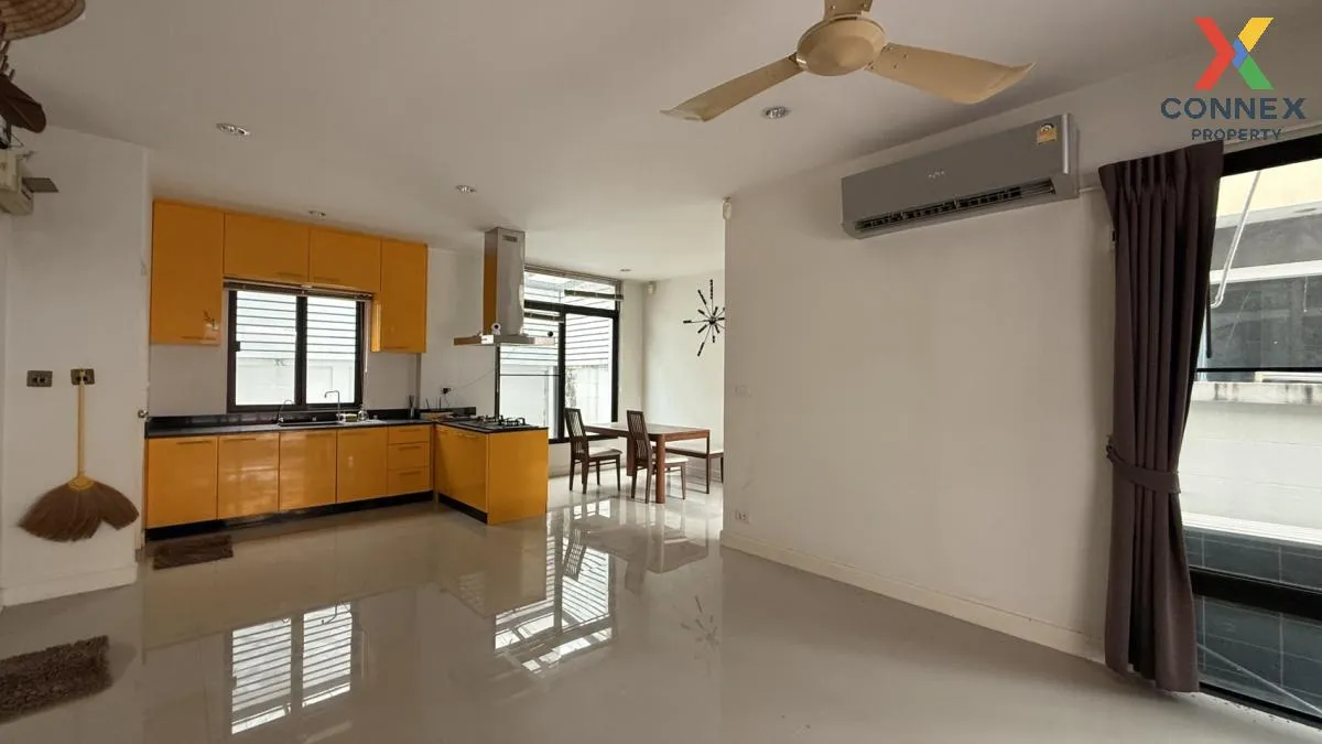 For Sale Townhouse/Townhome  , VIRIDIAN RATCHAPRUEK , wide fronta