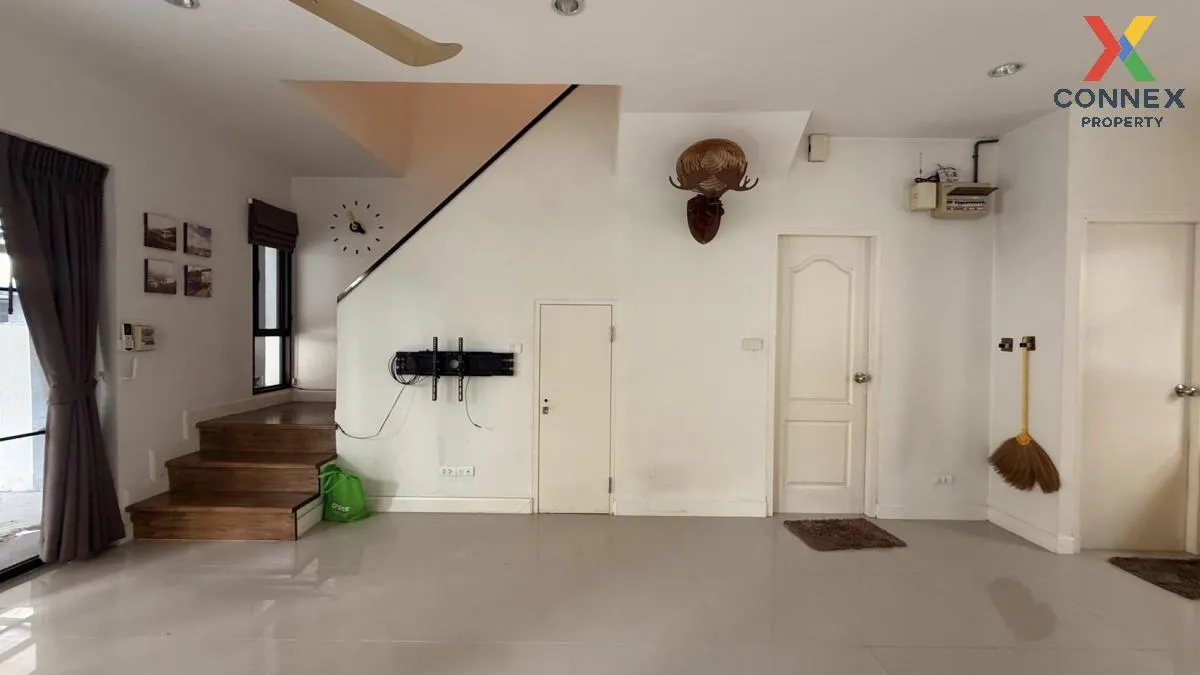 For Sale Townhouse/Townhome  , VIRIDIAN RATCHAPRUEK , wide fronta