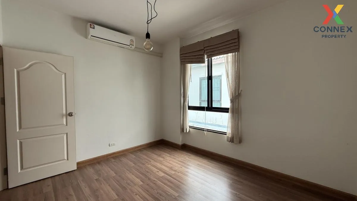 For Sale Townhouse/Townhome  , VIRIDIAN RATCHAPRUEK , wide fronta