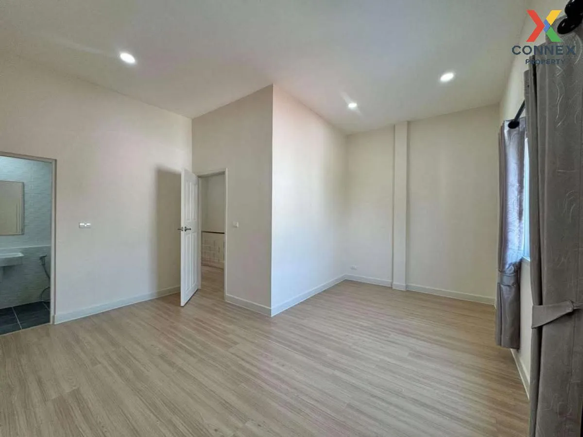 For Sale 2-storey townhouse, Soi Rangsit-Nakhon Nayok 33 , Pracha