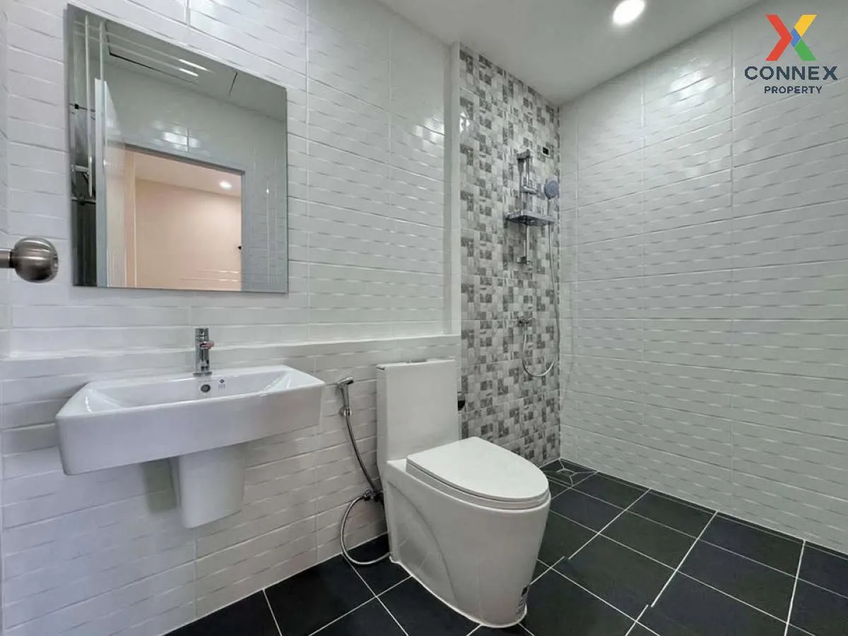 For Sale 2-storey townhouse, Soi Rangsit-Nakhon Nayok 33 , Pracha