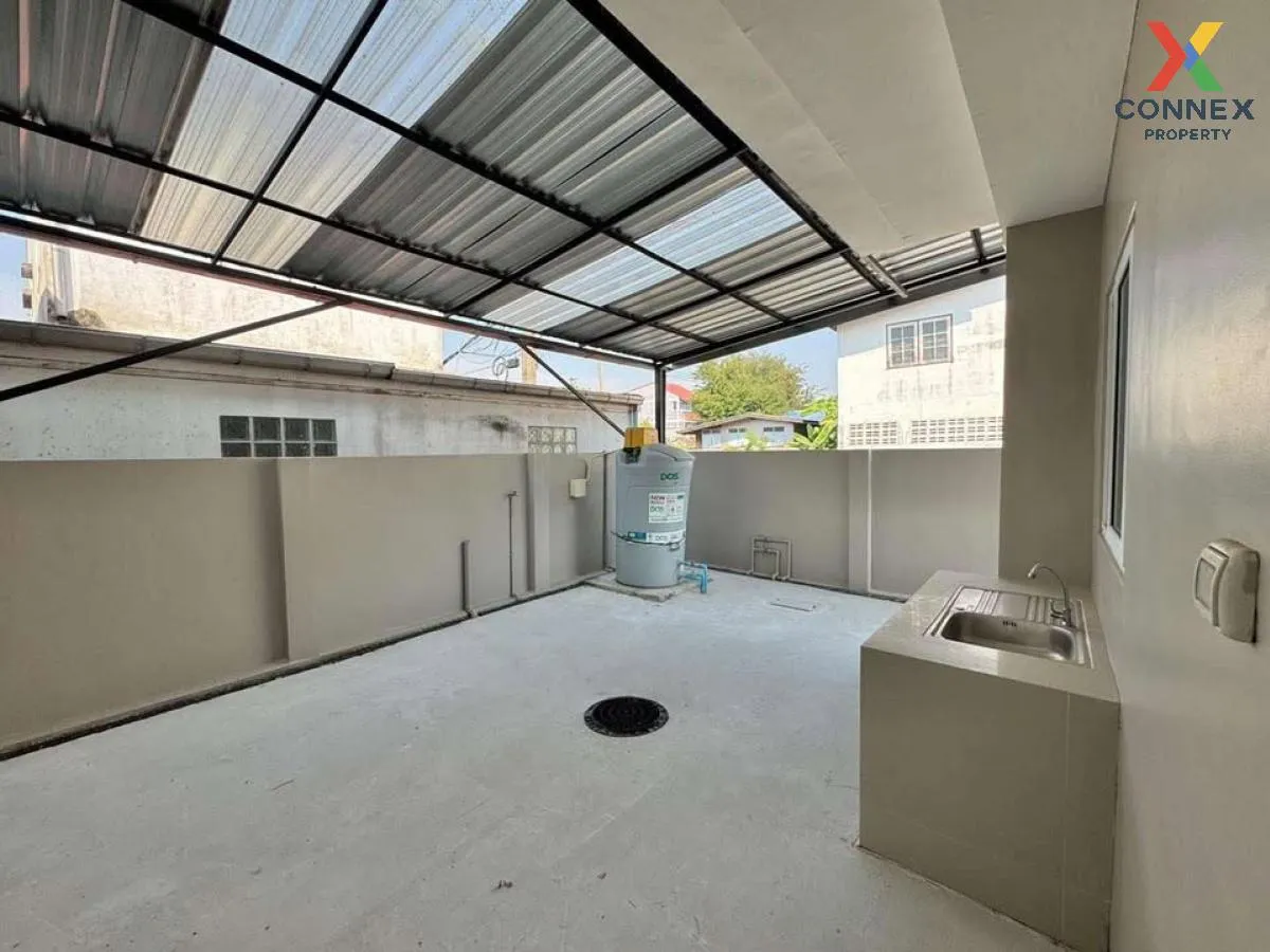 For Sale 2-storey townhouse, Soi Rangsit-Nakhon Nayok 33 , Pracha