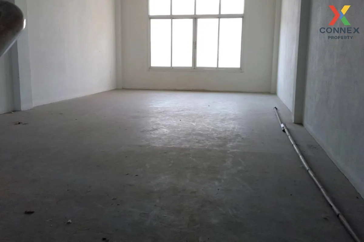 For Sale Townhouse/Townhome  , M.T. Arena Lam Luk Ka , Khu Khot , 3