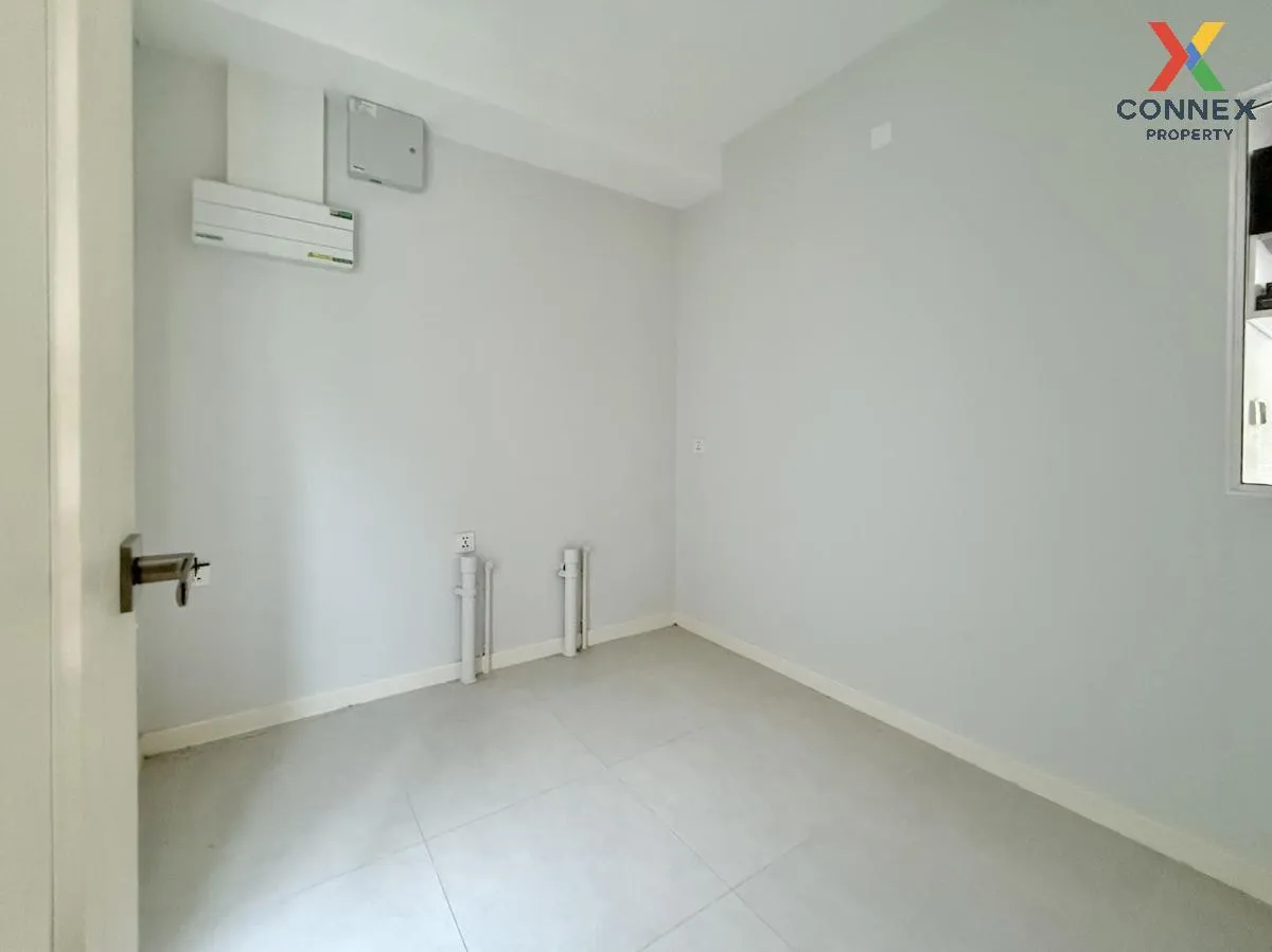 For Sale House , inizio Ratchaphruek - Rattanathibet , MRT-Sai Ma