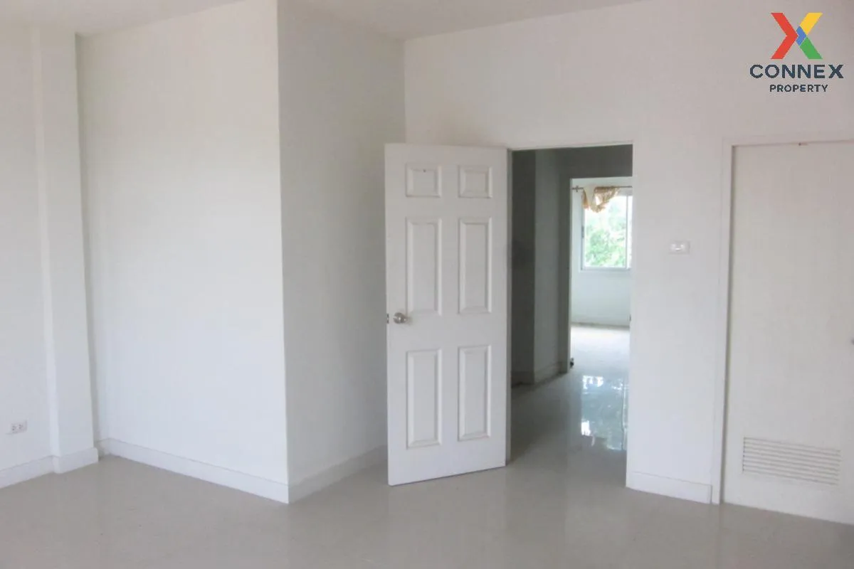 For Sale Townhouse/Townhome  , Panacea Ville , Na Pa , Mueang Cho