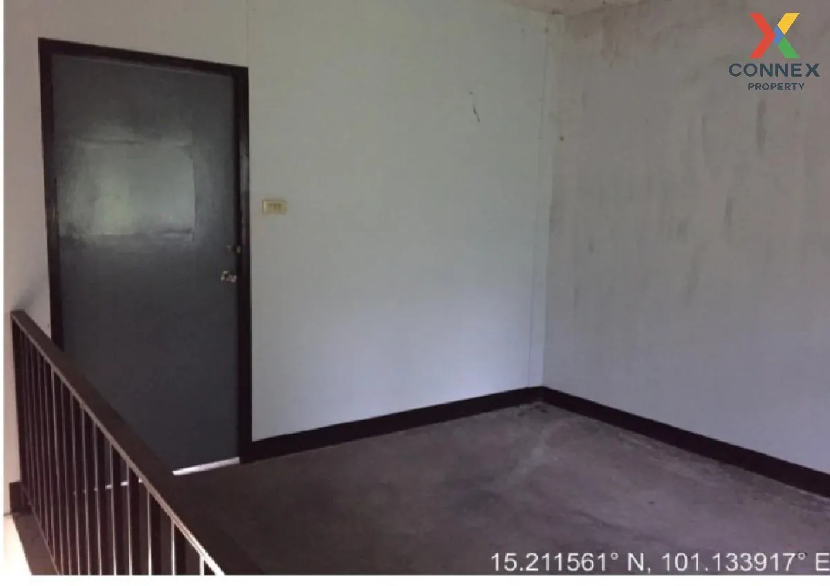 For Sale 2 - storey commercial building 61 square wah Chai Badan 