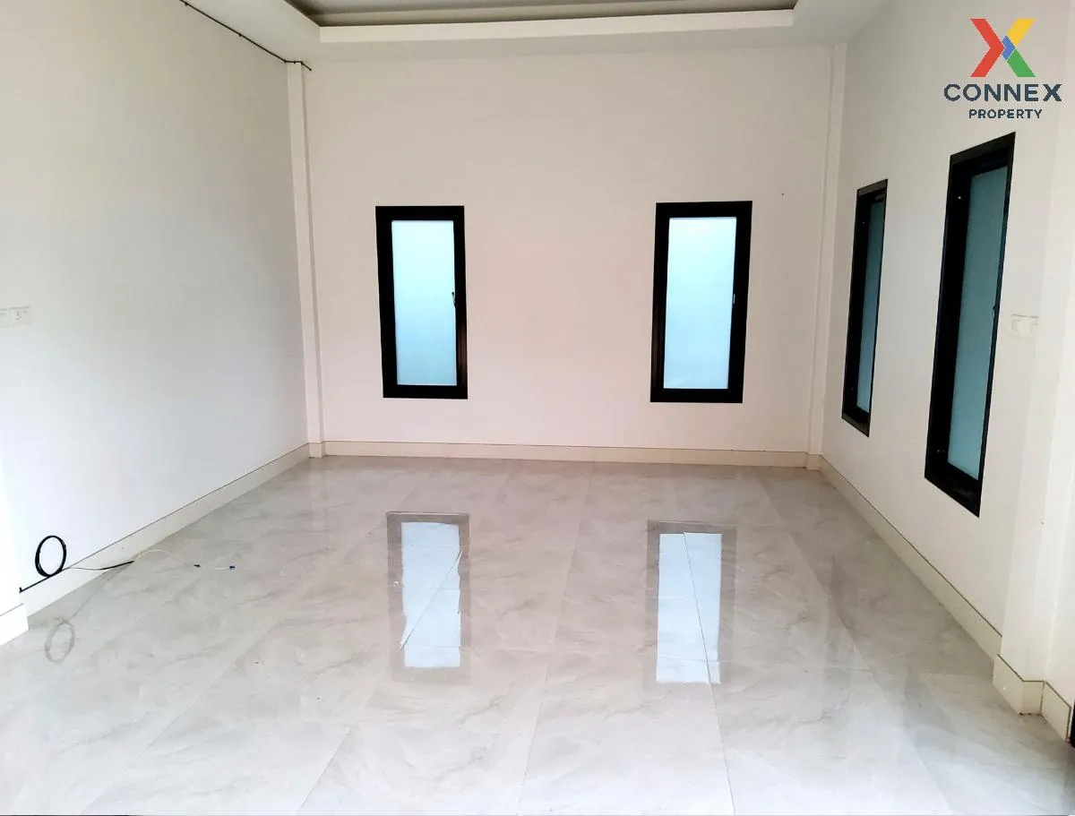 For Sale 1 - storey detached house area 73.20 square wah Thung So