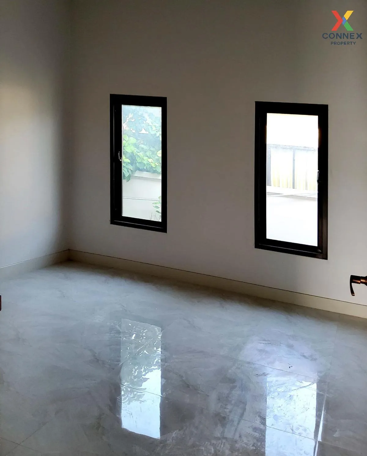 For Sale 1 - storey detached house area 73.20 square wah Thung So