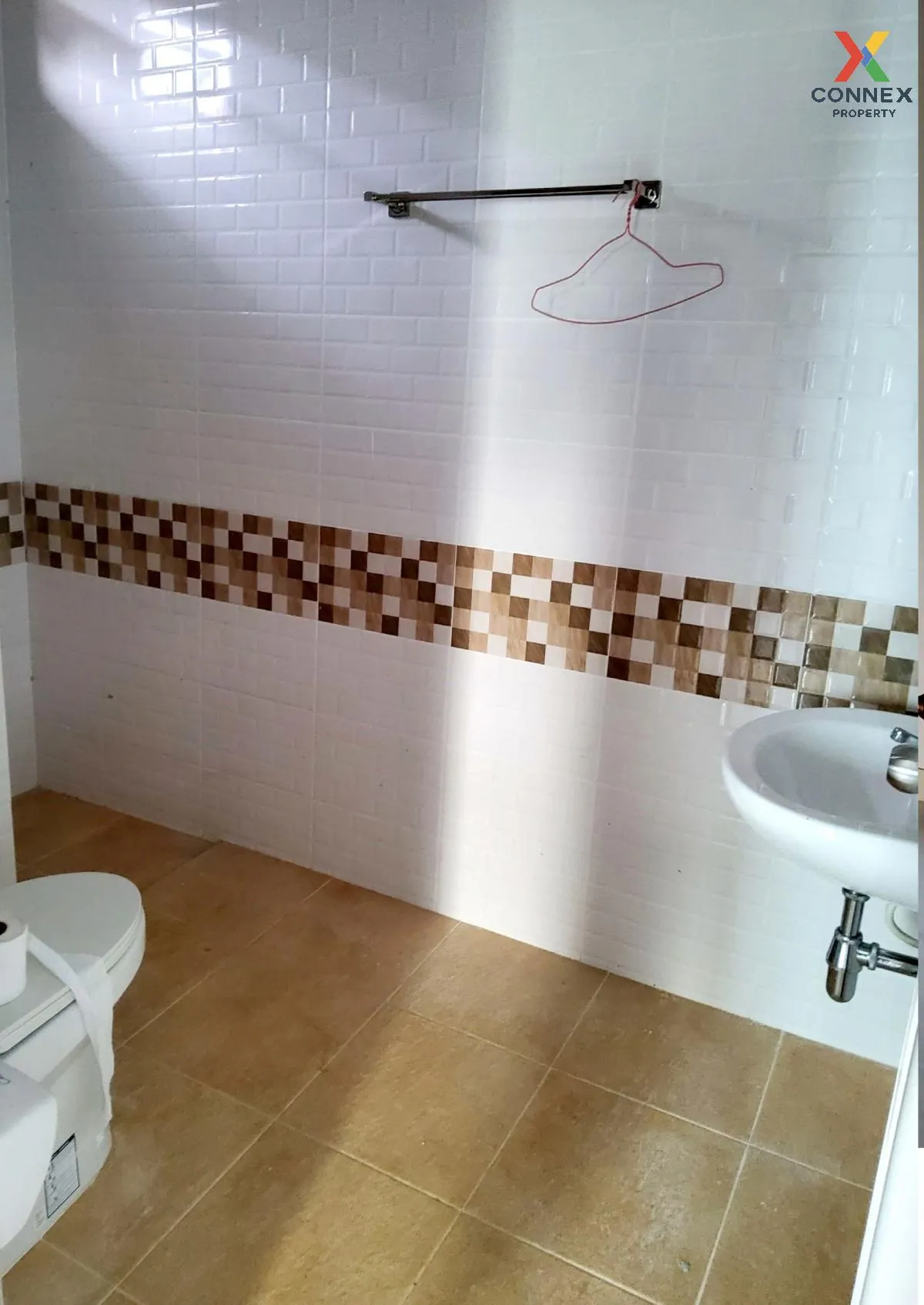 For Sale 1 - storey detached house area 73.20 square wah Thung So