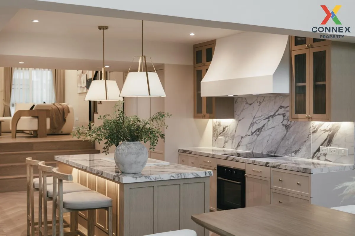 For Rent Regent 71 Place , newly renovated , Phra Khanong Nuea , 