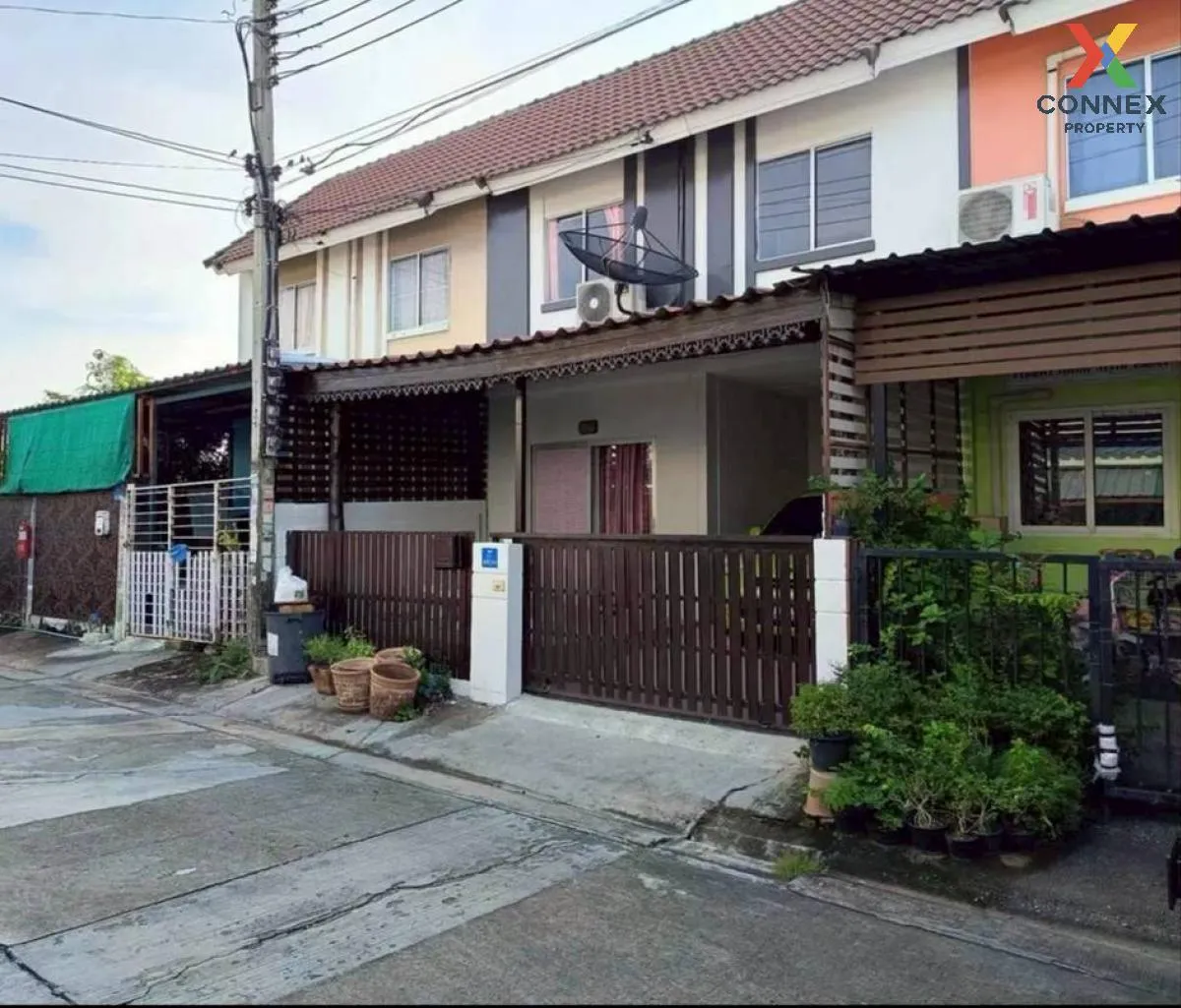 For Sale Townhouse/Townhome  , Baan Pruksa 59/2 , Thai Ban Mai ,  2