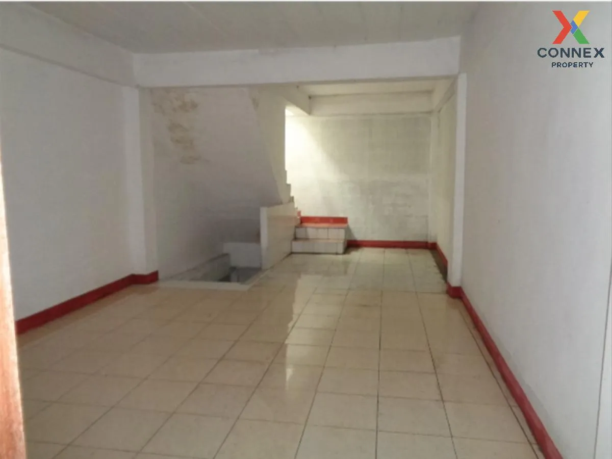 For Sale 3 - storey Commercial building 416 square meters Bang Pa 4